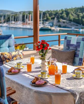 Cove Makarac (Milna) Apartamento | Moenia Apartments