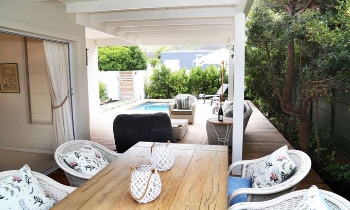 Hermanus Casa | Moffat street gem in Eastcliff, Hermanus