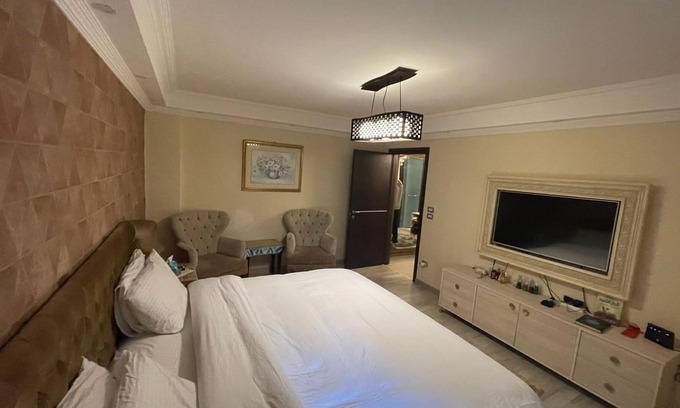 Agouza Apartamento | Mohandessin Royal Suites