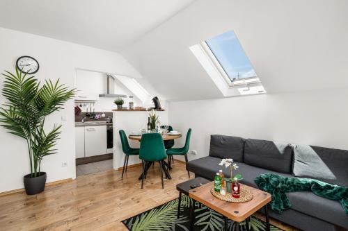 Bachviertel Apartamento | MOLA Apartments-Moderne Ferienwohnung im Herdecker Zentrum für 3 Personen-mit Balkon-Grill-Gratis Parkplatz-WLAN