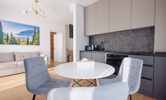 Old Town Apartamento | Moldovei 2 Apartments by Central Park