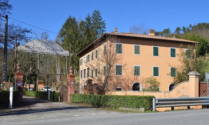 Cascine-La Croce Casa | Molino del Rotone