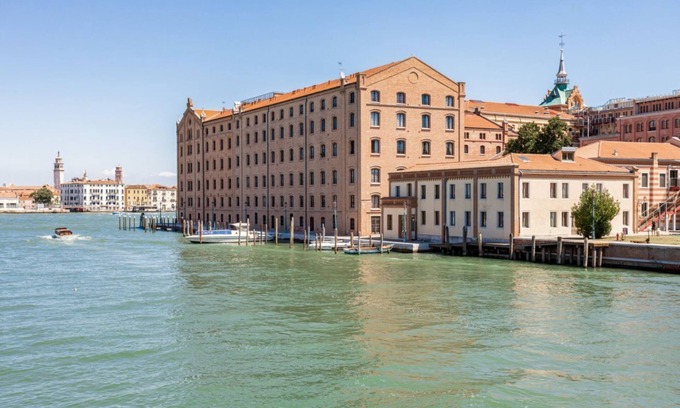 Molina Apartamento | Molino Stucky Residence Caorlina Suite