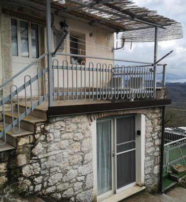 Sessano del Molise Apartamento | Molise isernia è casa Sbriglio, tra cascate, laghi, fiumi e relax