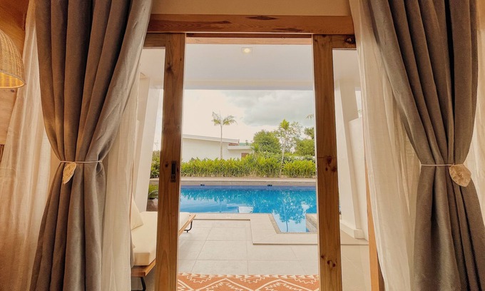 Danao Hotel | Molly Resort Bohol