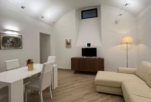 Malgrate Casa | MOLO 7 - ANTESITUM - classic, modern and cozy
