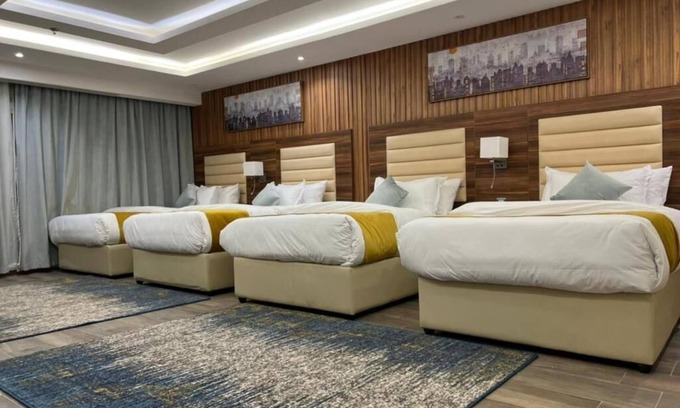 Jeddah Hotel | Moments Hotel