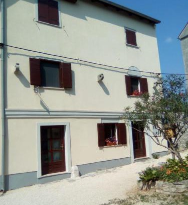 Bale Apartamento | Mon Perin Castrum - Studio Apartment Castel