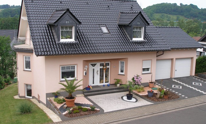 Bausendorf Condominio | Mona`s 4 **** apartamento (DTV) - buenas vacaciones entre el Mosela y Eifel Volcán