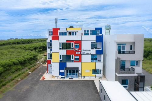 Magong Cama Y Desayuno | Mondrian Guest House