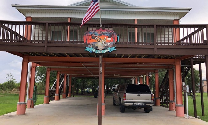 Grand Isle Casa | Monkey Business