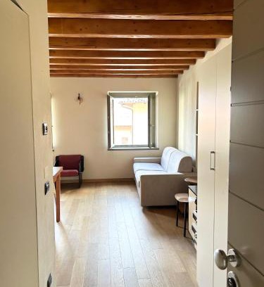 Clusone Casa | Monolocale All'orologio