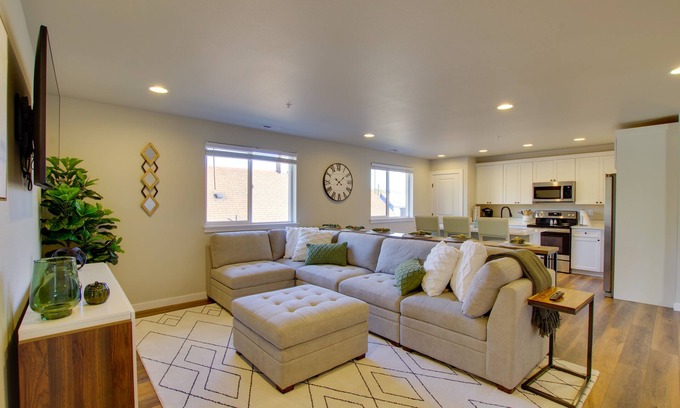 Monroe Apartamento | Monroe Apartment Near Evergreen State Fairgrounds!