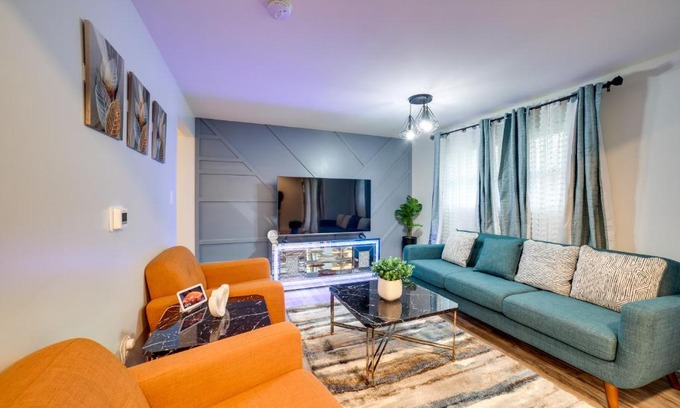 Monroeville Casa | Monroeville Vacation Rental - 2 Mi to Downtown!