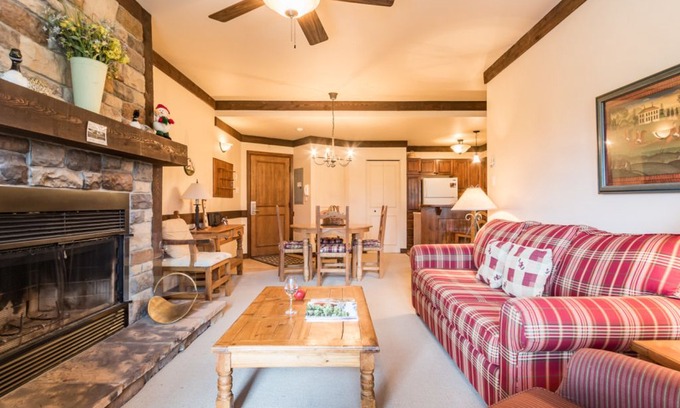 Mont-Tremblant Apartamento | Mont Tremblant - Algonquin 122-07