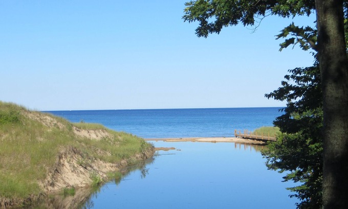 Montague Cabaña | Montague Michigan, donde la diversión nunca se establece