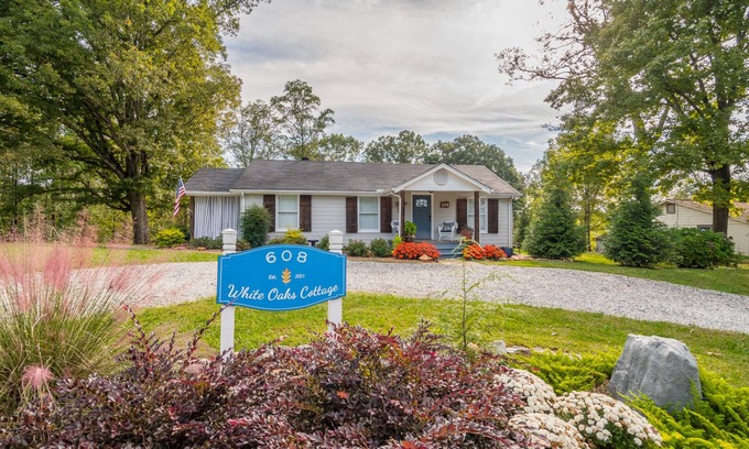 Dahlonega Casa | Montaluce & Wine country -Farmhouse Cottage~FirePit~Dahlonega