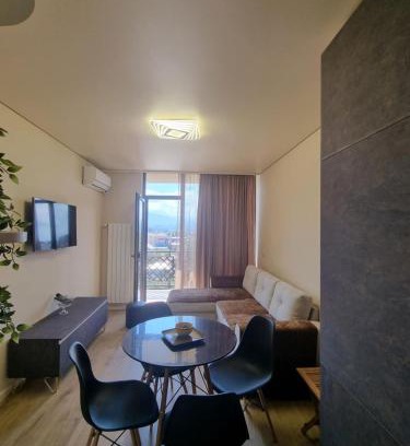 Kobuleti Apartamento | Montana
