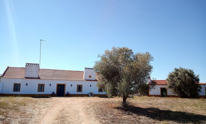 Lavre Casa | Monte Alentejano para 4 personas!¡Ideal para niños!Aceptamos animales!