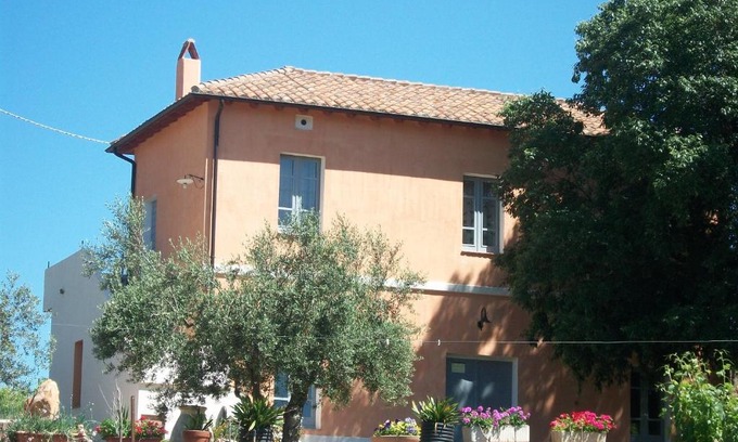 Lanusei Apartamento | Monte Astili