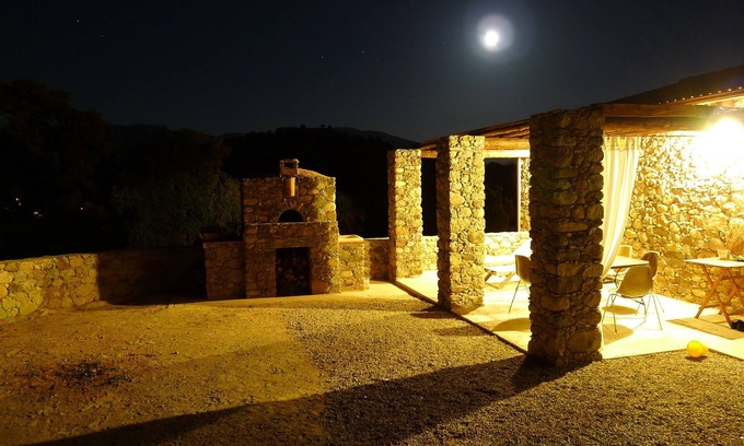 Moltifao Casa | LA CASA DE PIEDRA CORSE DEL CENTRO DE ALBARELLA CERCA DE ASCO GORGES