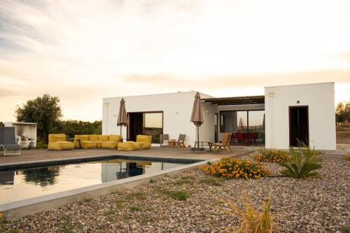Avis Casa | Monte das Mogueiras