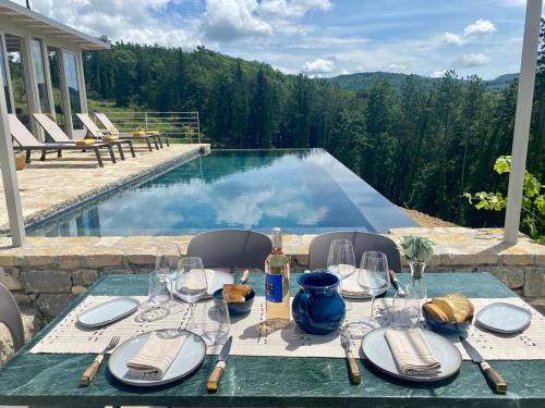 Gaiole in Chianti Villa | Montemarcoli