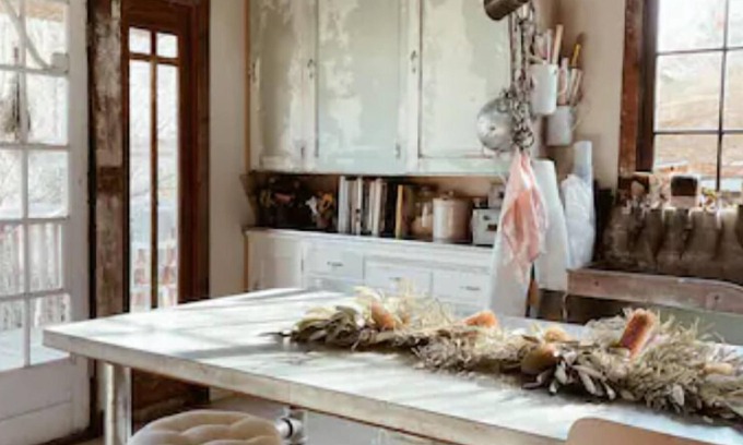 Freedom Apartamento | Monterey Bay Tuscan-Style Art Studio on Two Acres