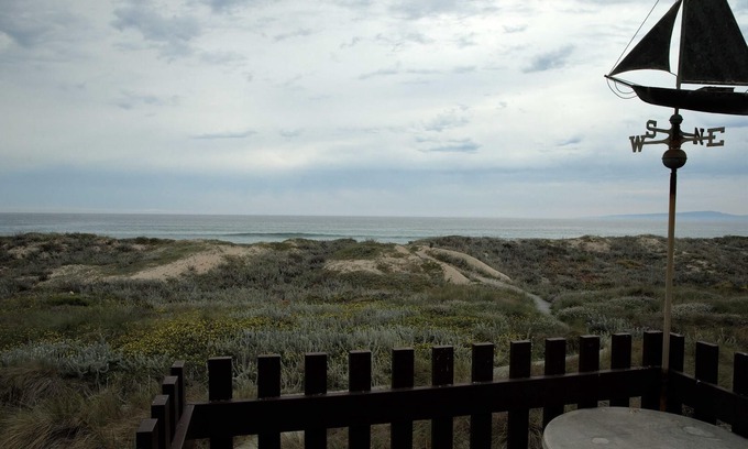 Castroville Casa | Monterey Dunes Beachfront sin zapatos necesarios para jugar en la arena ... Reserva ahora sin esperar!