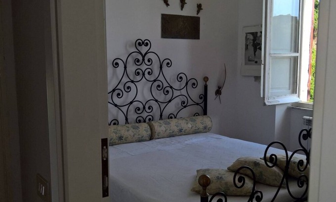 Borgo Antico Apartamento | MONTEROSSO OT Servano 13 Standard Villa (CIN IT011019C2LI6PJTWI)