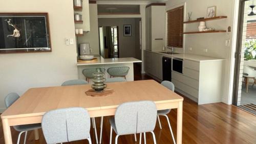 Hawks Nest Casa | Monterra Ave Magic