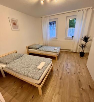 Fuldatal Apartamento | Monteurunterkunft Simmershausen - Parken, Waschen und Wifi inklusive