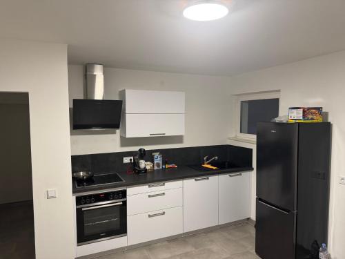 Ottweiler Apartamento | Monteurwohnung bis zu 6 Personen