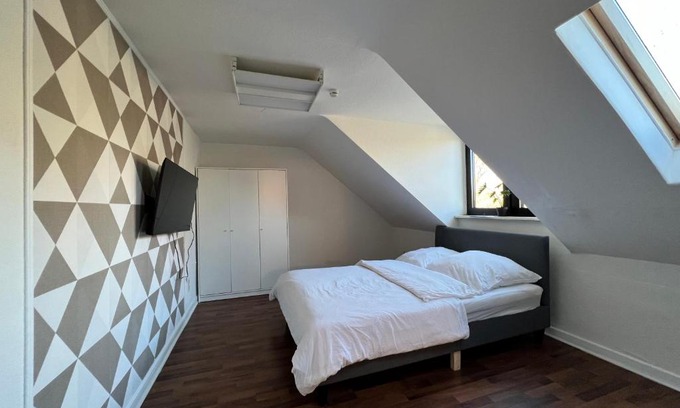 Westend Apartamento | Monteurwohnung Mönchengladbach Geroweiher
