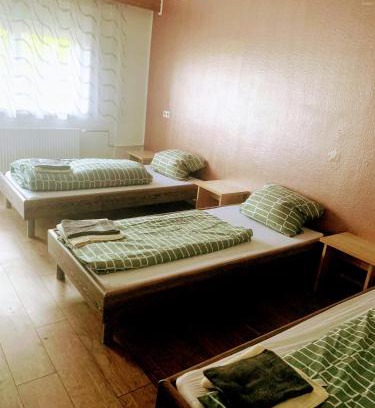 Langensteinbach Casa | Monteurzimmer - Karlsbad
