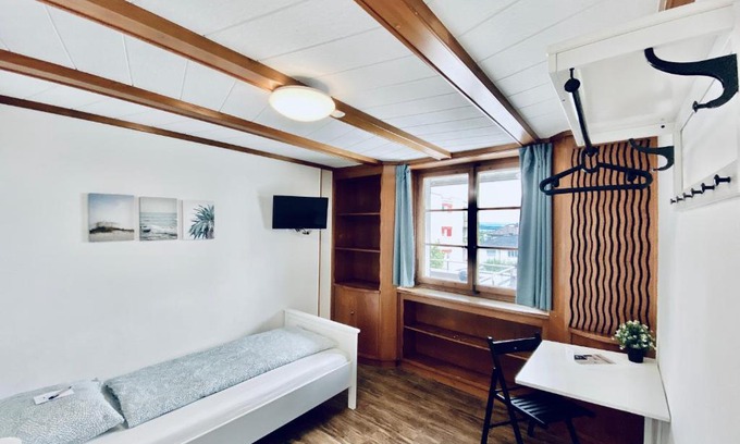 Flumenthal Apartamento | Monteurzimmer - Worker's accommodation - ZIMMERzuVERMIETEN in Flumenthal Solothurn