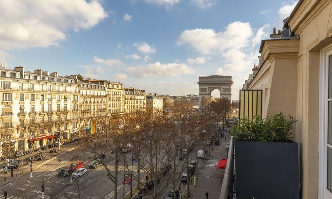 Chaillot Hotel | Montfleuri Hotel