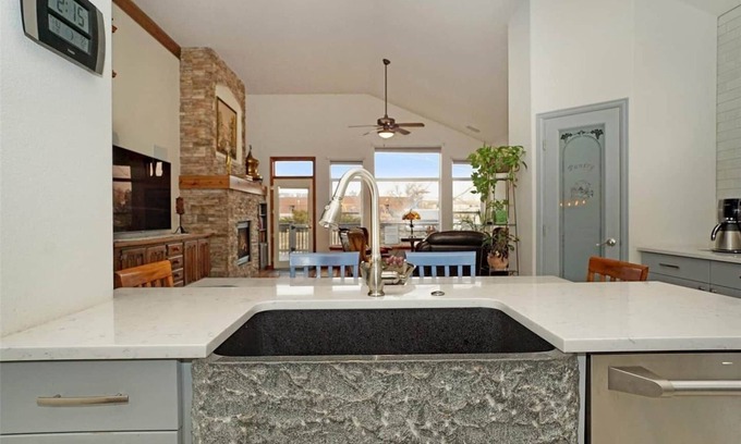 Ken Caryl Casa | ★Monthly Only★Ranch Home 3BD2BA Near Red Rocks