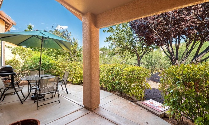 Verde Santa Fe Casa | Monthly Property! Community Pool & Hot Tub! Great Cornville Location! Cedar