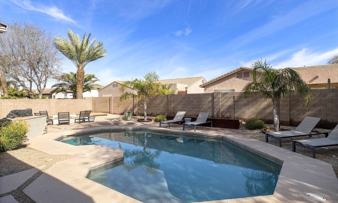 Fox Crossing Casa | Monthly Stay Gem | Chandler’s Spacious Retreat
