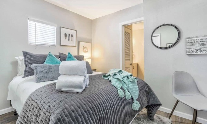 Manitou Springs Historic District Apartamento | Monthly Stays at The Manitou Manse