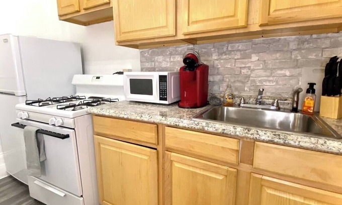 Midtown Apartamento | Monthly Stays/Quiet, Professional & Fully Equipped