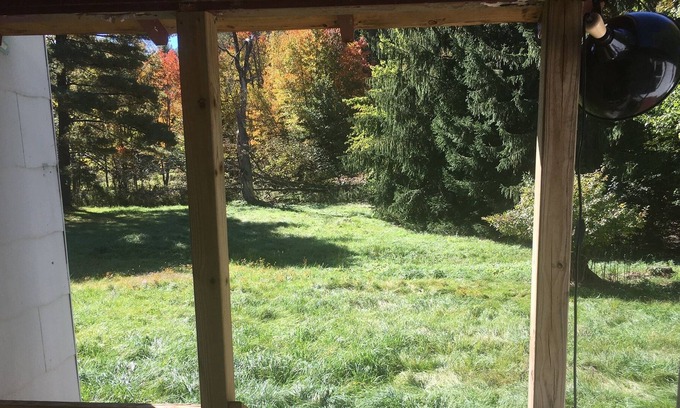 Monticello Cabaña | MONTICELLO RACEWAY CAMP CUTEST AND CLEAN HOUSE WITH HUGE BACKYARD, FOREST RIVER