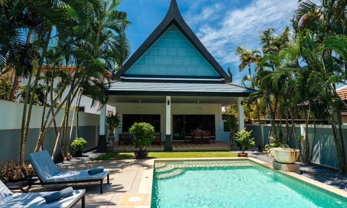 Ban Saiyuan Villa | Montrachet - villa de 2 dormitorios con gran jardín y piscina privada cerca de tiendas