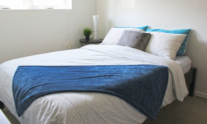 Villeray—Saint-Michel—Parc-Extension Apartamento | Montreal ! Cosy Basement, 20 min Dtown
