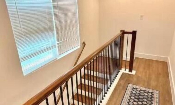 Neartown Casa | Montrose Central 4BR Stay