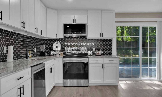 Newark Casa | Montrose Meadow Retreat E#40278