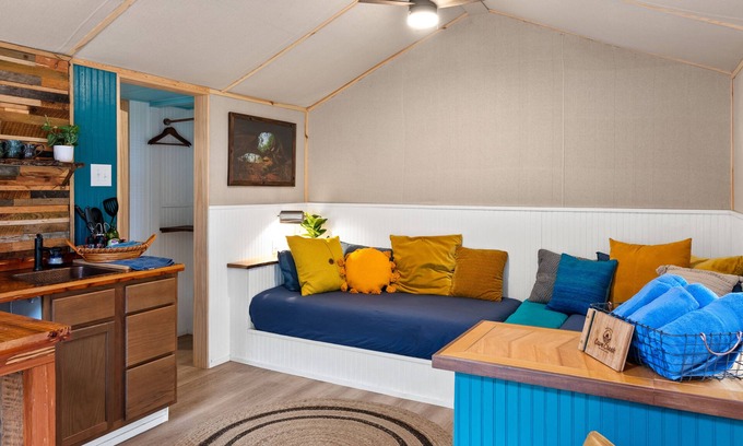 Stanton Cabina | Moon Dance Tiny Home - Our Newest RRG Glamping Cabin