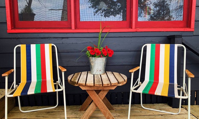Minden Hills Cabaña | MOONDOG RETREAT: Tranquil Lakefront Cottage