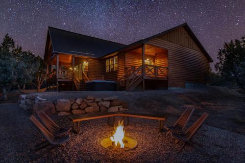 Orderville Casa | Moonlight Lodge, luxury home, Zion and Bryce